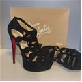 Christian Louboutin Larissa Plato